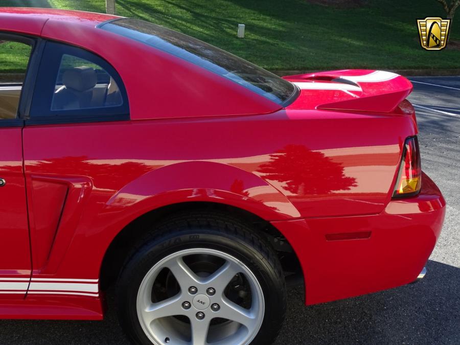 Детали экстерьера Ford Mustang SVT Cobra Coupe 1999 года  (фото 28 из 84)